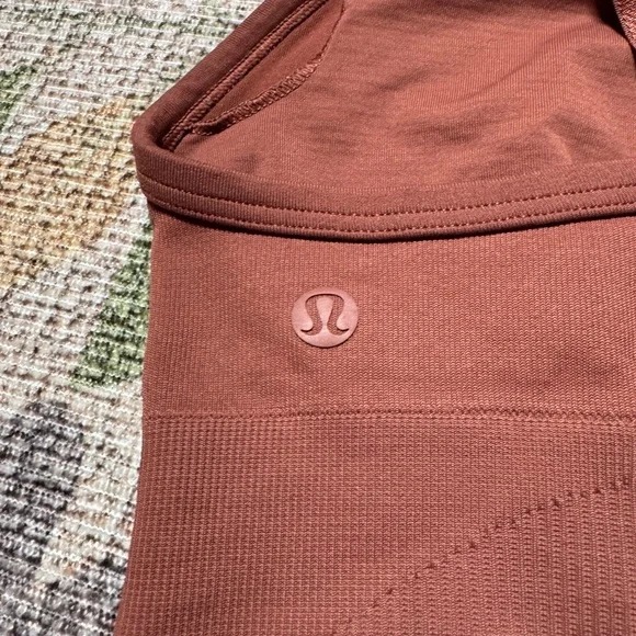 Lululemon Athletica Ancient Cooper Ebb to Street Sports Bra - C/D cup - Picture 4 of 5